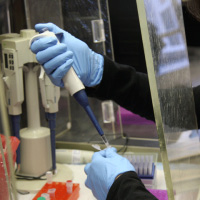 Photo of a medical lab. Link to Gifts That Pay You Income